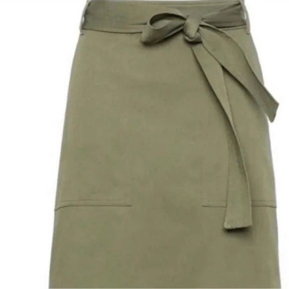 Banana Republic Skirt Banana Republic Belted Utility Skirt - Picture 4 of 9